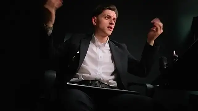 FelixStarkk XXX чат на живо