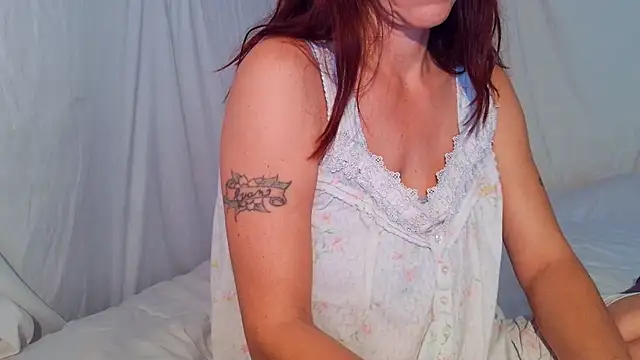 Chat XXX en directo de saraswirls69@xh