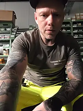 BeYourToy Шоу с уебкамера