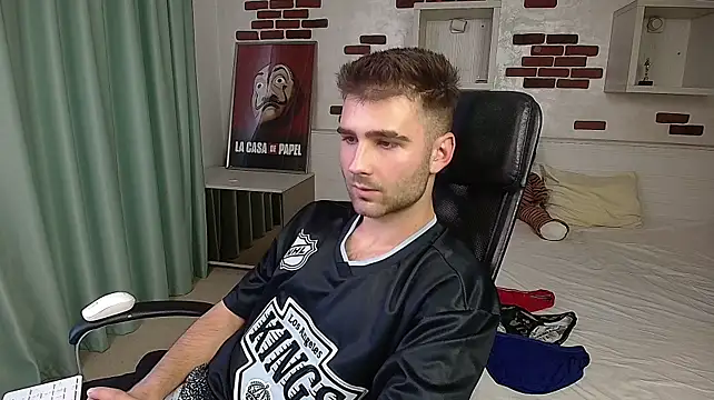 KyloEast's Live XXX Chat
