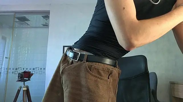 XXX chat uživo modela KaydenDrew
