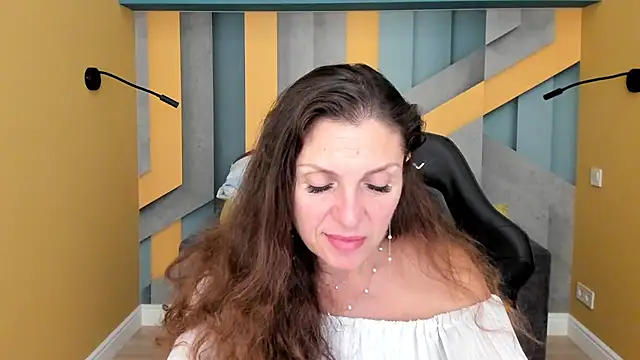 Chat XXX en directo de EllaLong