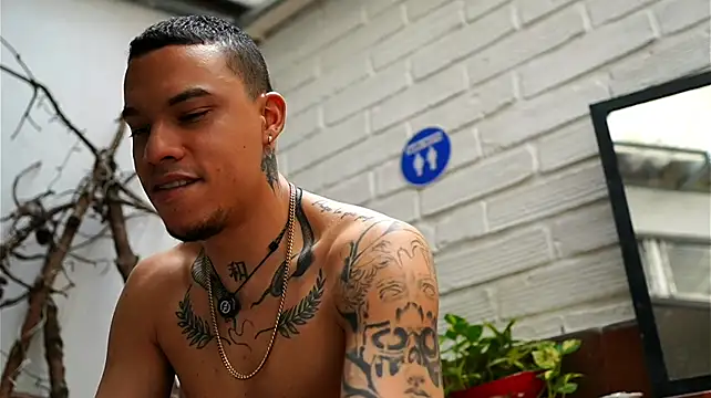 AlphaMasterXxx Live XXX-Chat
