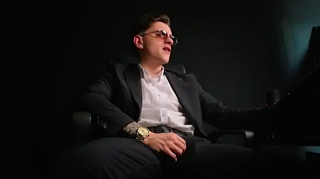 FelixStarkk 라이브 XXX 채팅