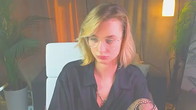 Živý XXX chat NoraMoreau