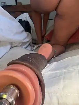 ROUSSH - SpyVoyeur/Make my creamy pussy🤤