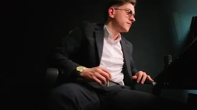 FelixStarkk's Live XXX Chat