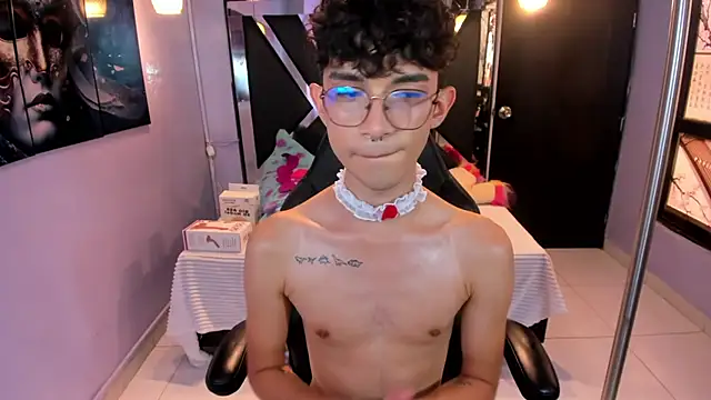 LiamHeatx Live XXX-Chat