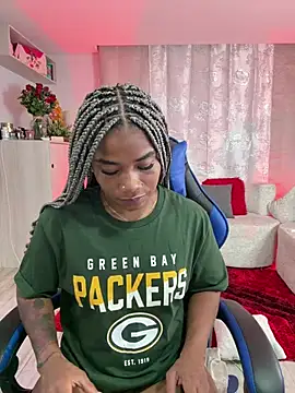 SilvannaFitt - 5 spanks on my ass