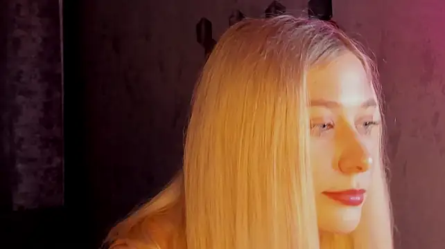 AmeliaxCandy - walk in heels