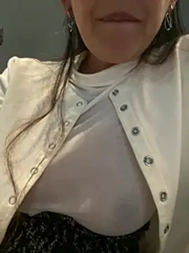 KIRA_kiki Chat XXX live