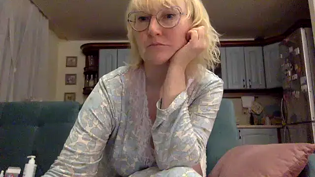Zeyona's Live XXX Chat