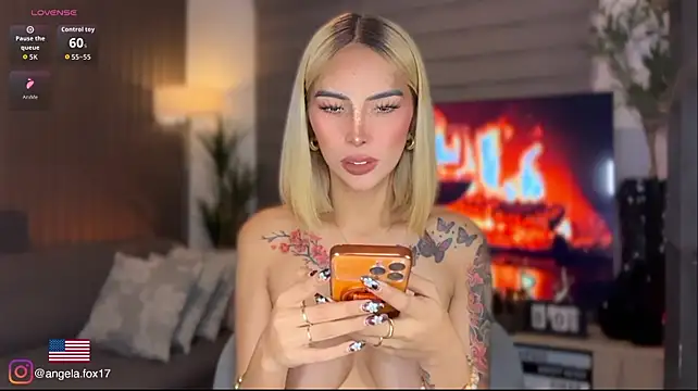 Angela_foxx Adlı Modelin Canlı XXX Sohbeti