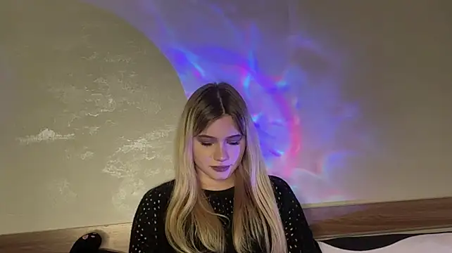 Chat +18 de EstellOnorati ao vivo