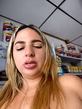 sammyqueenx21 live XXX chat