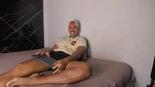 Онлайн чат XXX Chirshot_