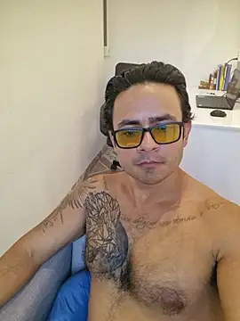 Онлайн чат XXX moreno18rn