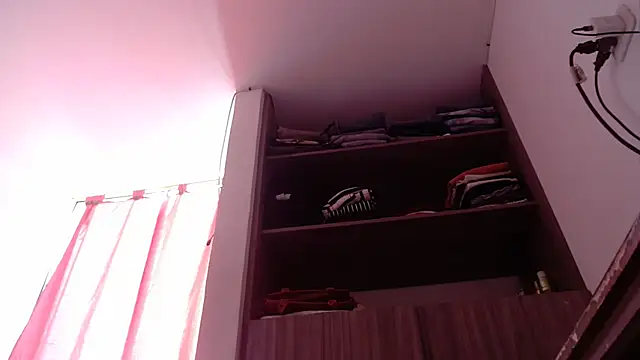 nicolle_milf1978 – Live XXX-chat