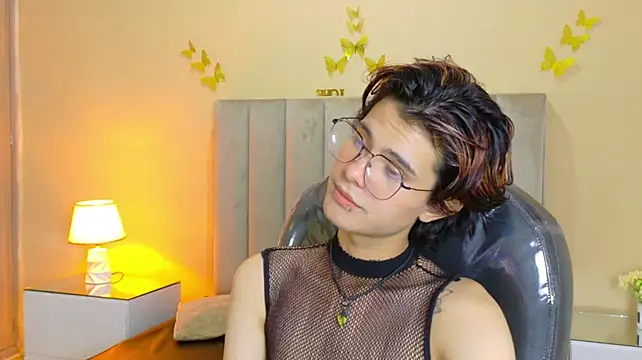 Derek_Sinn's Live XXX Chat