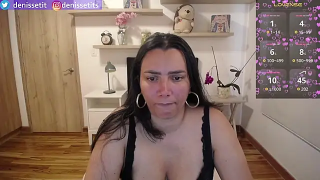 DenisseTits Live XXX-Chat