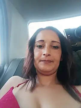 Alina03210 লাইভ XXX চ্যাট
