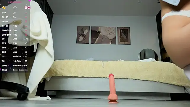 Nyxxfire - dildo riding