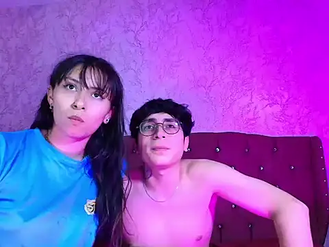 Chat +18 de Ximenasilver ao vivo