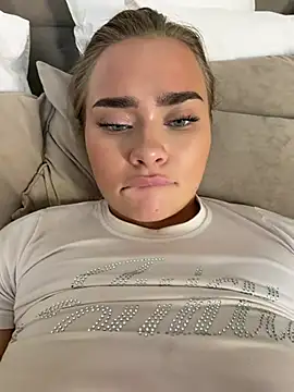 MonicaWestt Live XXX-chat