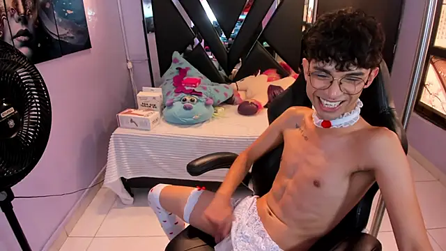 LiamHeatx 라이브 XXX 채팅