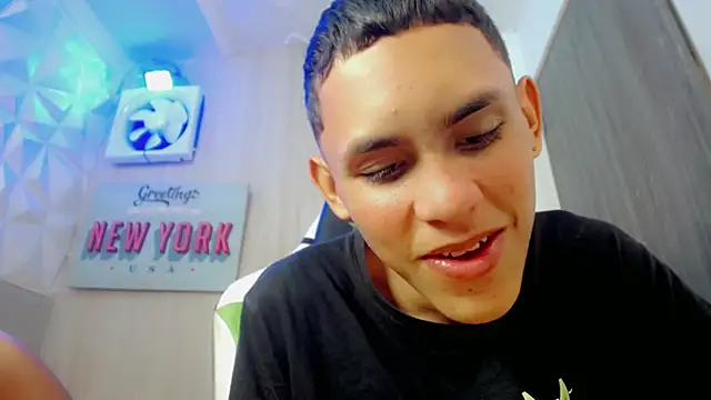 Asher_athletsn Webbikameraesitys