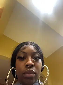 Chat +18 de Cocochanel4567 ao vivo