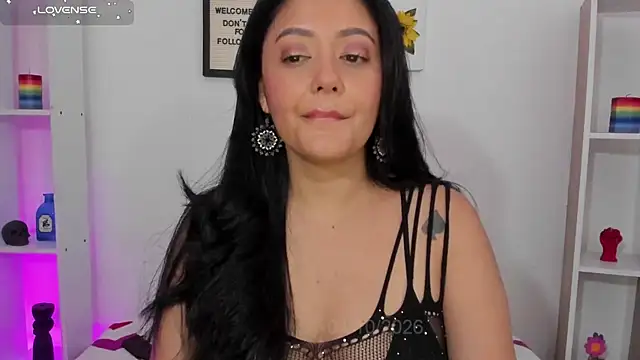 LauraToro_ Chat XXX live