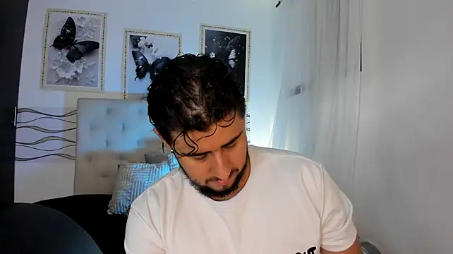 Ryan_evannss_ live XXX chat