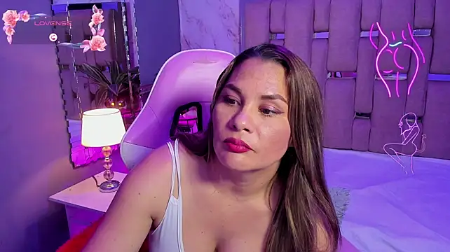 Anna-Sousa - SPREAD ASS 🍑FUCK PUSSY IN DOGGY