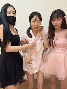 tutuya01's Live XXX Chat