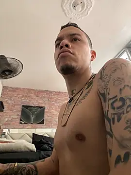 Živý XXX chat AlphaMasterXxx