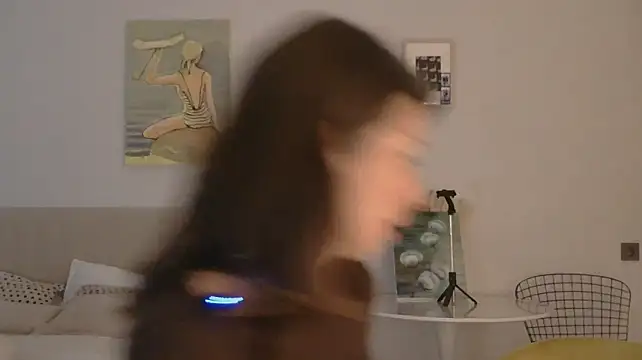 XXX chat uživo modela WhiteQueen888