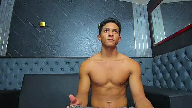 Yoel_Blessed Live XXX Chat