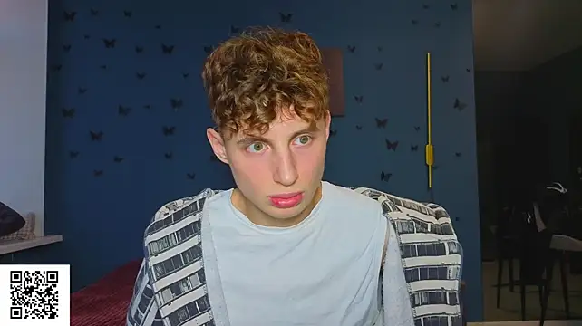 crispinvern Live XXX chat