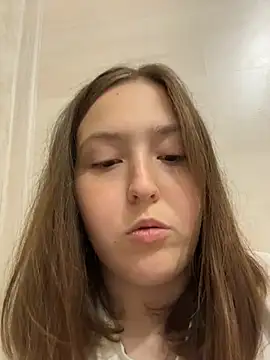 SWEATYBABY7 XXX чат на живо