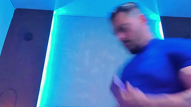 Živý XXX chat dennis__coxx