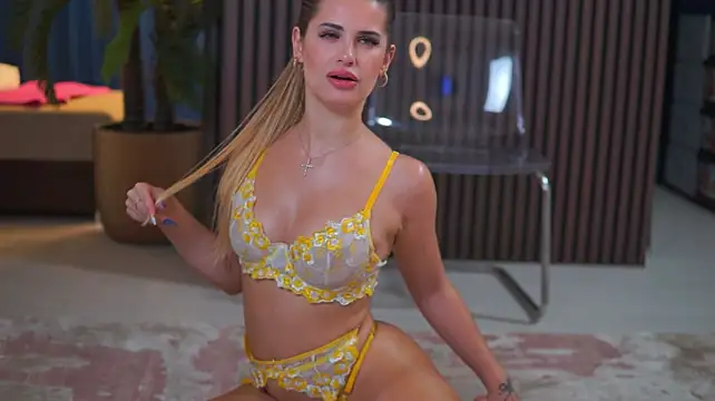 NinaDulcinea - Oil those titties😈💦