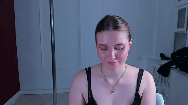 Honey_Erica - Massage boobs 🍒: