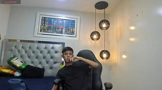 fem_danny7 élő XXX-chatje