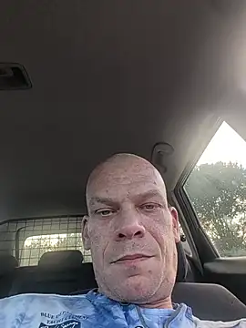 Kinky_Play1 Adlı Modelin Canlı XXX Sohbeti