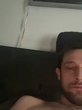 Fitboy1992 – Naživo XXX chat