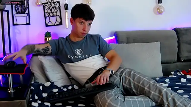 Онлайн чат XXX ThomasEdisonn