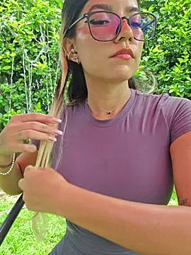 Pretty_roxxyy - Toy control till PUBLIC squirt 🥵💦💦