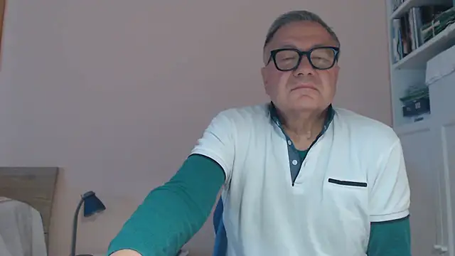 XXX chat uživo modela YOU6me