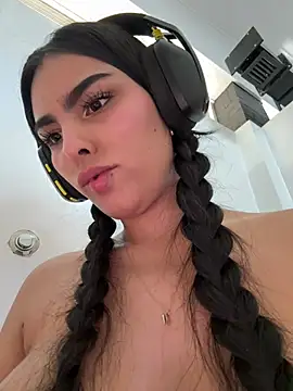 Maddy_Rouse_ - Really big squirt in the GYM 😈☔️💦